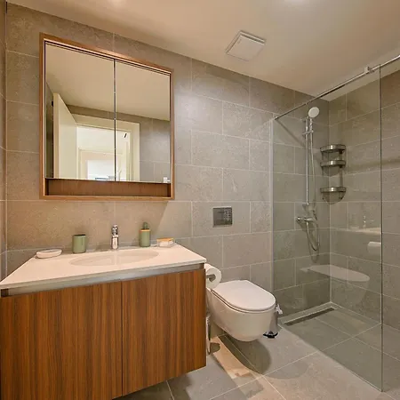 Eternal Lux Waterfront *