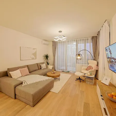 Eternal Lux Waterfront * Belgrado