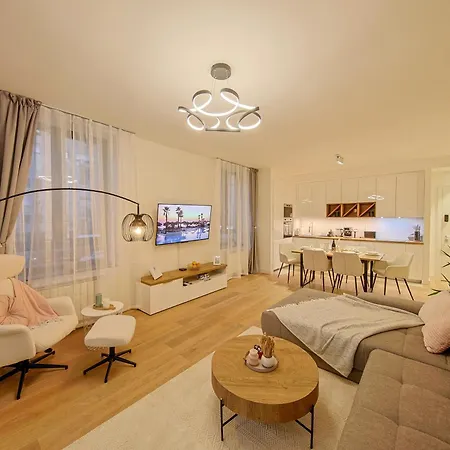Eternal Lux Waterfront Apartment Belgrade