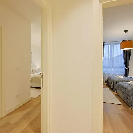 Eternal Lux Waterfront * Belgrado