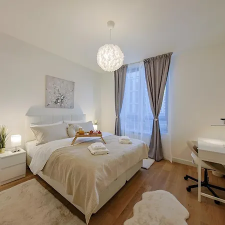 Eternal Lux Waterfront Apartment