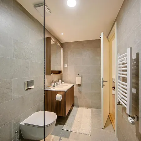 Eternal Lux Waterfront * Βελιγράδι