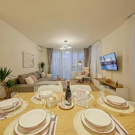 Eternal Lux Waterfront Apartment Belgrade