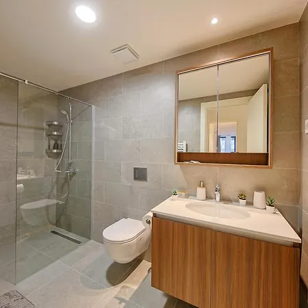 Eternal Lux Waterfront בלגרד